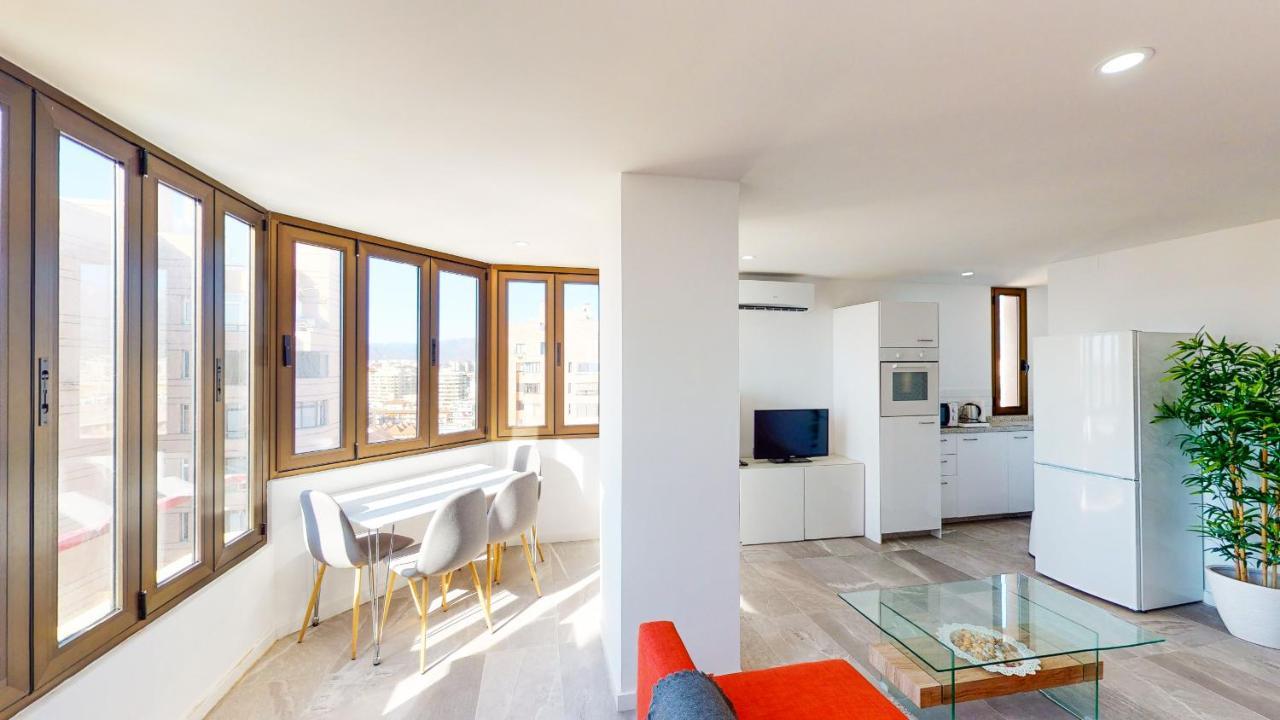 Las Palmeras - Best Location Cozy Apartment Фуэнхирола Экстерьер фото